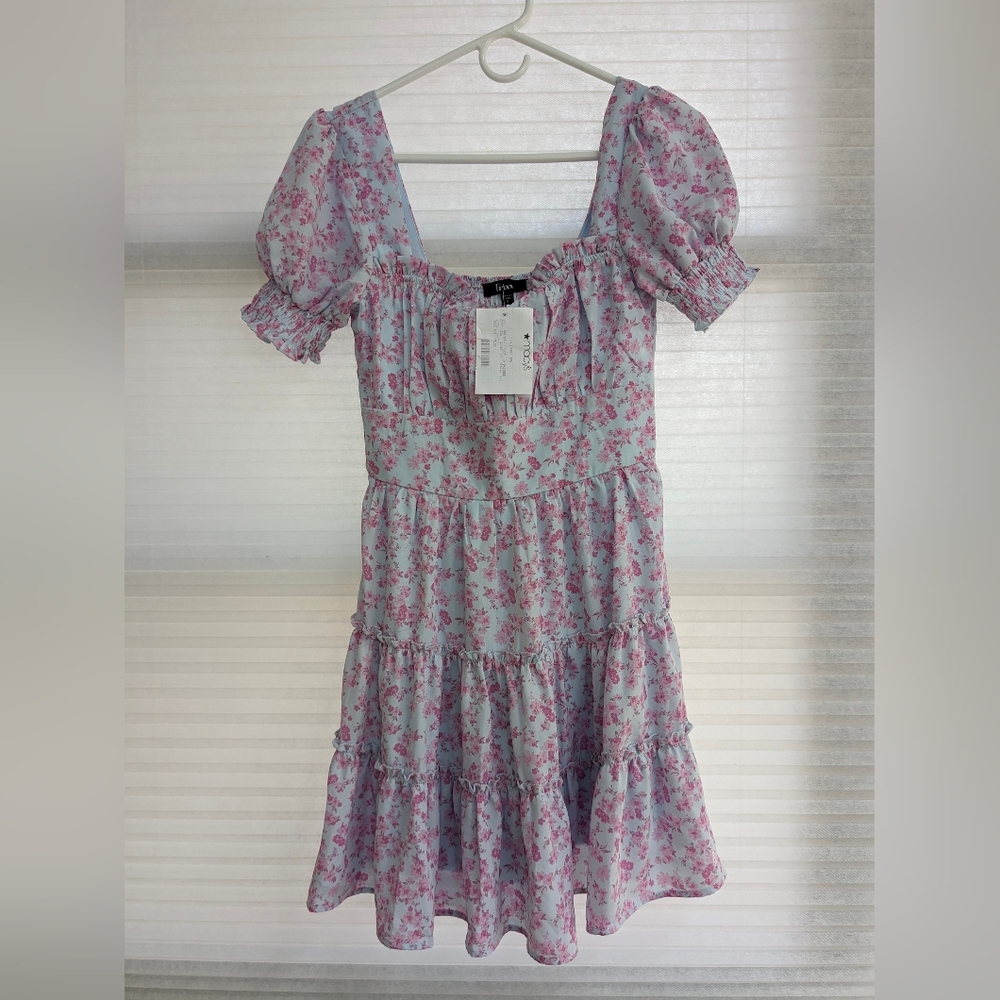 NWT TRIXXI Juniors' Floral-Print Smocked-Sleeve Dress Small - Picture 5 of 5